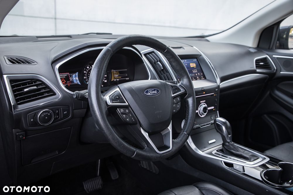 Ford Edge - 12