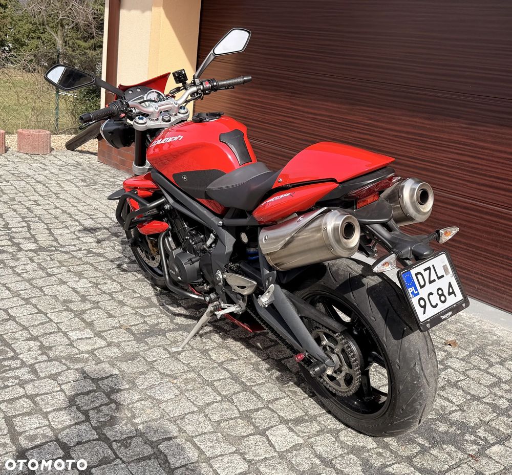 Triumph Street Triple - 9