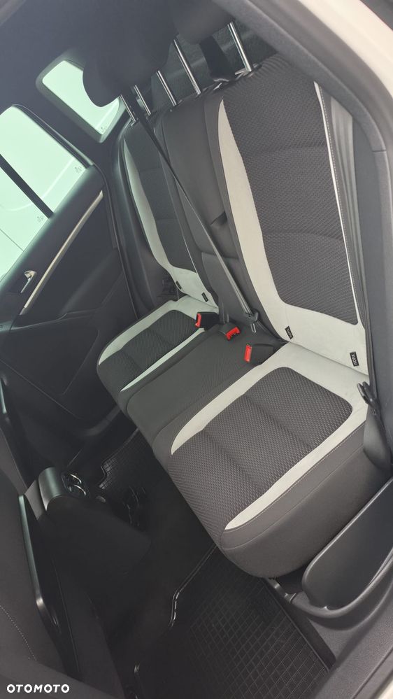 Volkswagen Tiguan 2.0 TDI 4Mot Sport&Style - 6