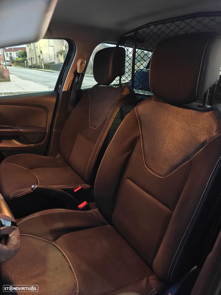 Renault Clio 1.5 dCi # - 14