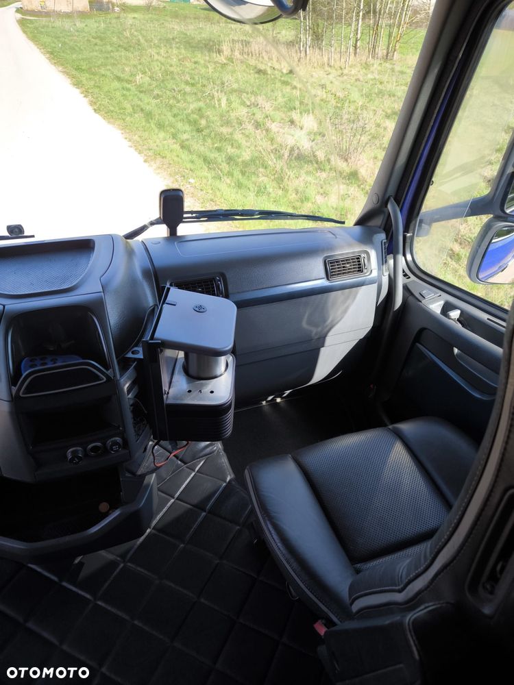 Volvo FH 420 6x2 - 13