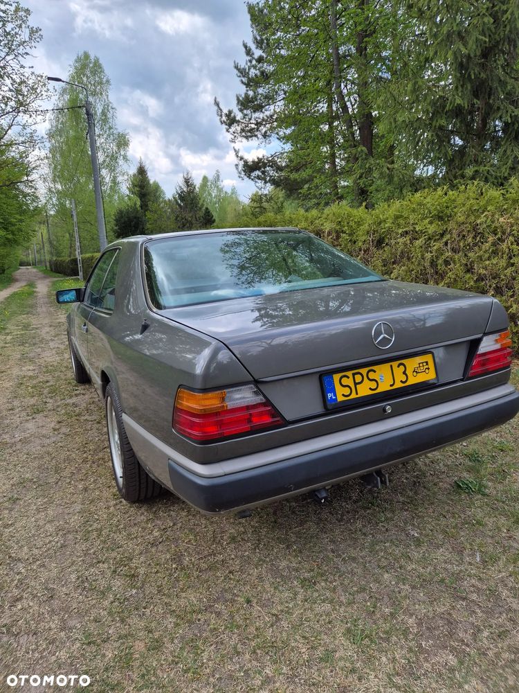 Mercedes-Benz W124 (1984-1993) - 2