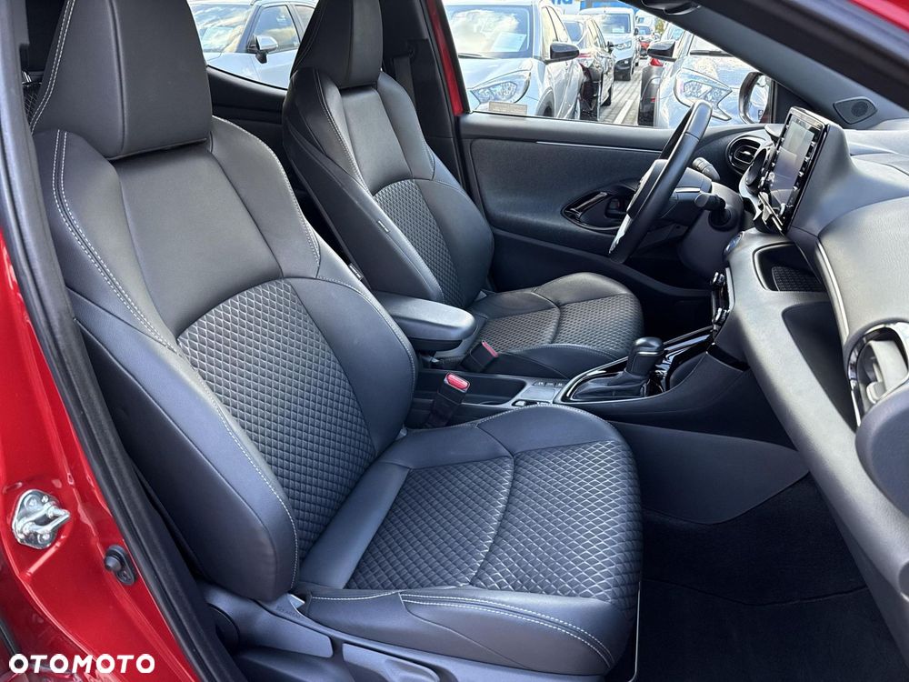 Toyota Yaris Hybrid 1.5 Selection Style - 9