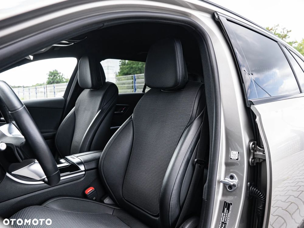 Mercedes-Benz Klasa C 220 d 9G-TRONIC Edition AMG Line - 24