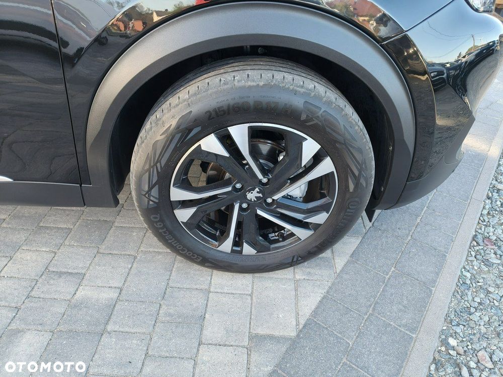 Peugeot 2008 1.2 PureTech Active Pack S&S - 32
