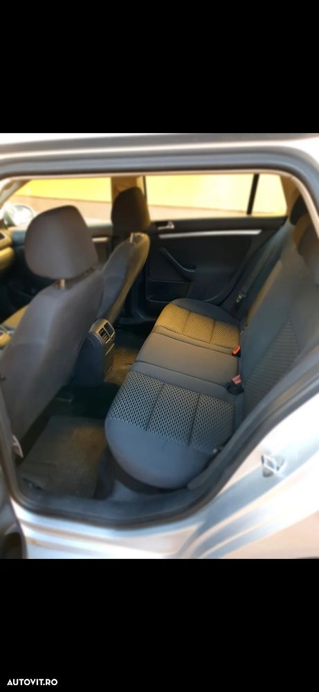 Volkswagen Golf Sportsvan - 8