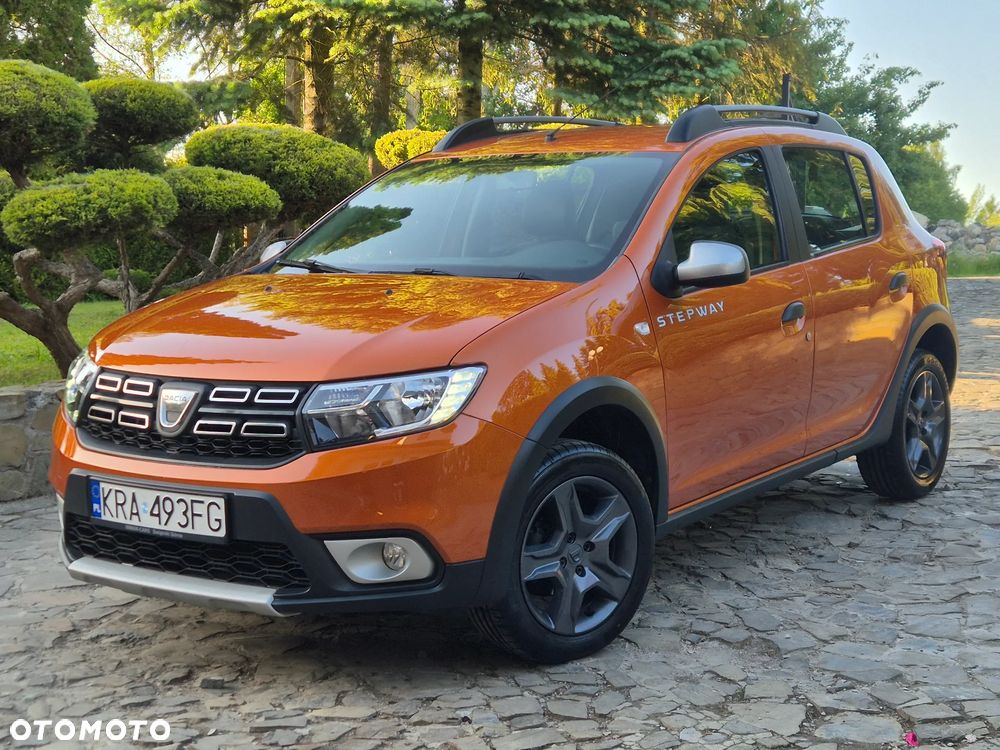 Dacia Sandero TCe 90 Celebration - 2