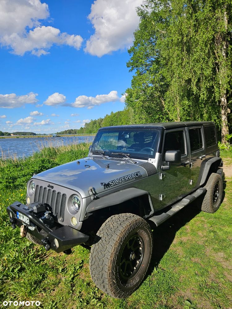 Jeep Wrangler 3.6 Unlim Sahara - 11