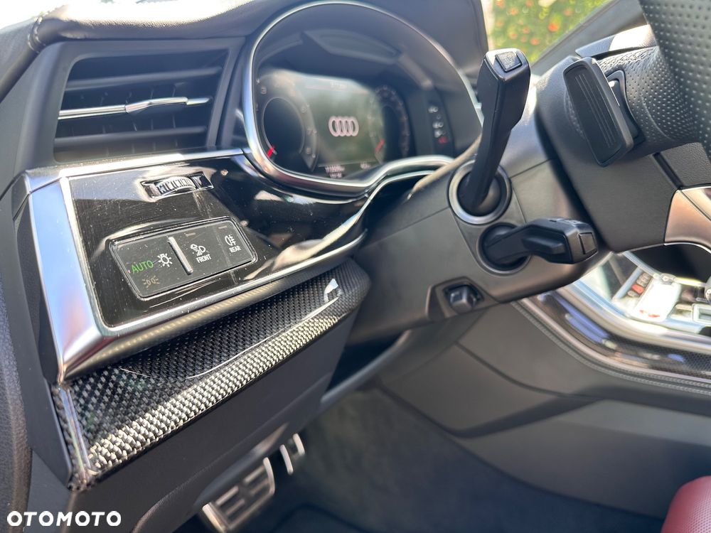 Audi SQ8 - 24