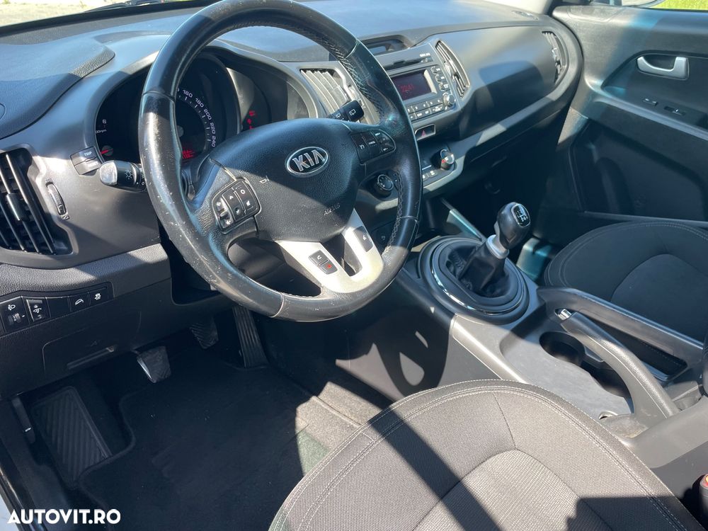 Kia Sportage 1.7 CRDI 2WD ISG Spirit - 6