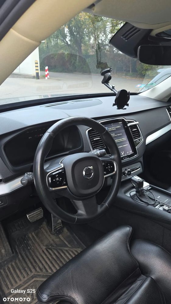 Volvo XC 90 - 28