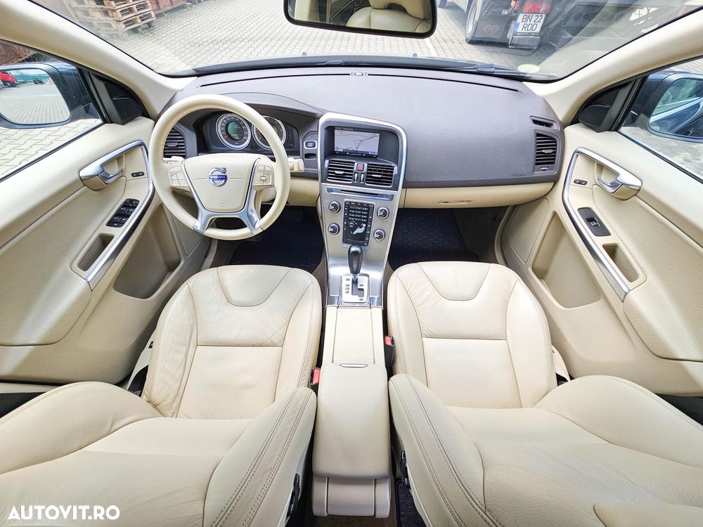 Volvo XC 60 D5 AWD Aut. Summum - 5