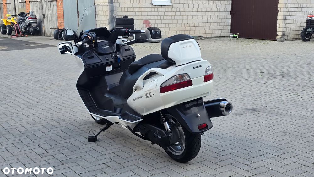 Suzuki Burgman - 5