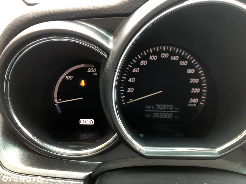 Lexus RX 400h (hybrid) - 10