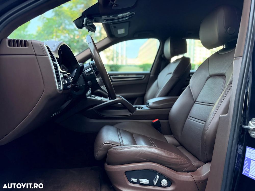 Porsche Cayenne E-Hybrid Tiptronic S - 14