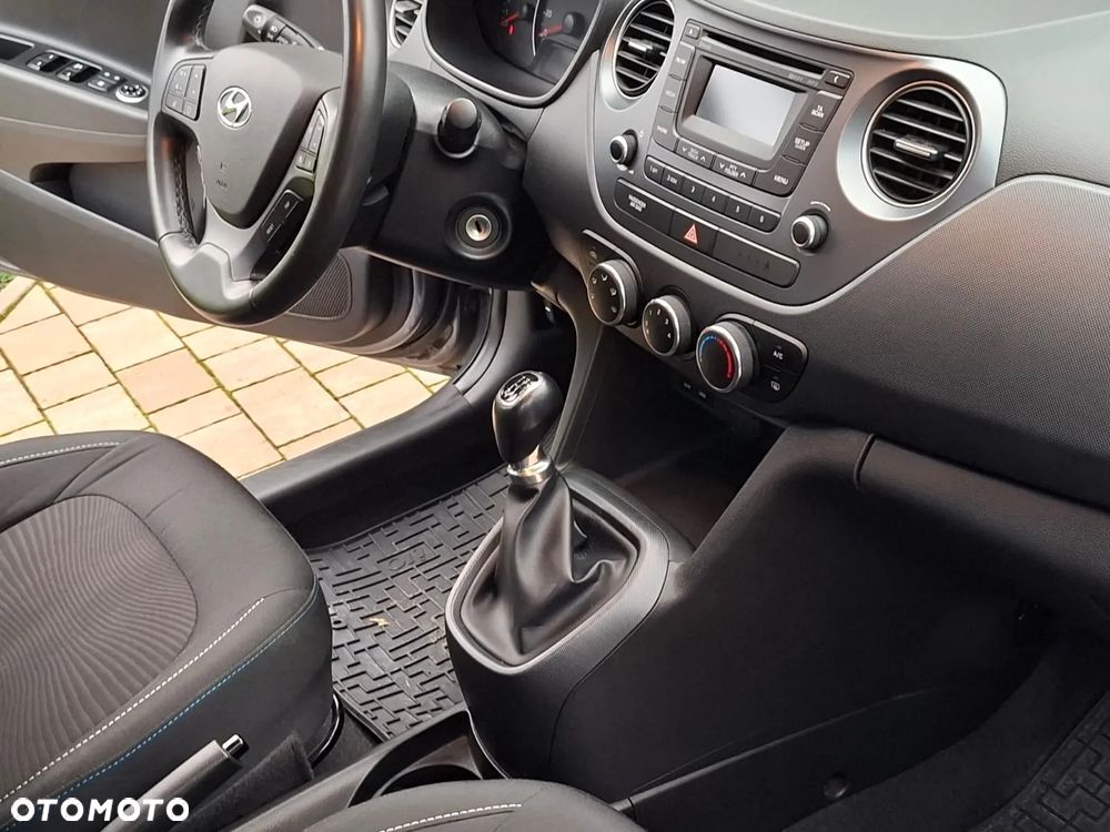 Hyundai i10 1.0 BlueDrive Black Line - 16