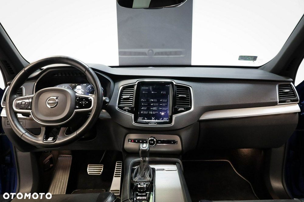 Volvo XC 90 - 17