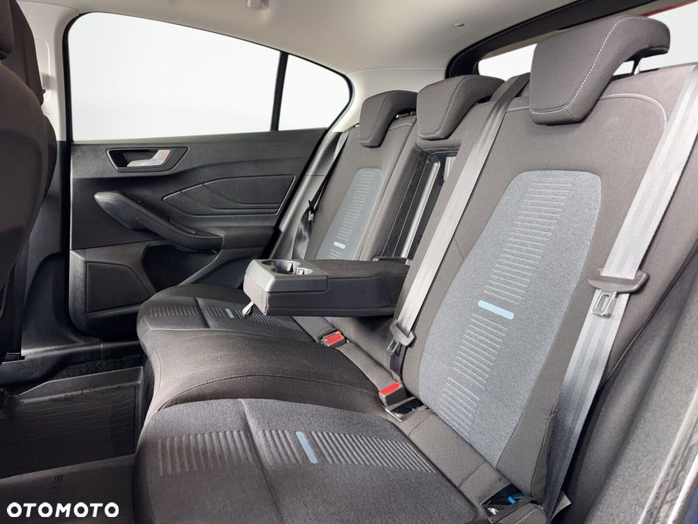 Ford Focus - 14