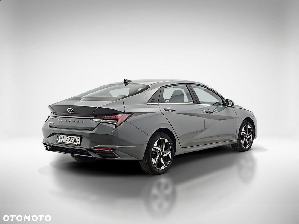 Hyundai Elantra 1.6 Smart - 5