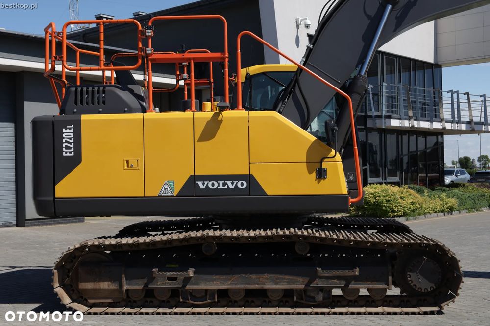 Volvo EC220EL - 11