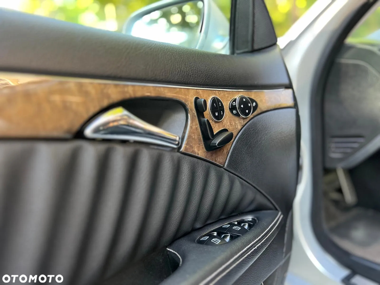 Mercedes-Benz Klasa E 500 T 7G-TRONIC Avantgarde - 14