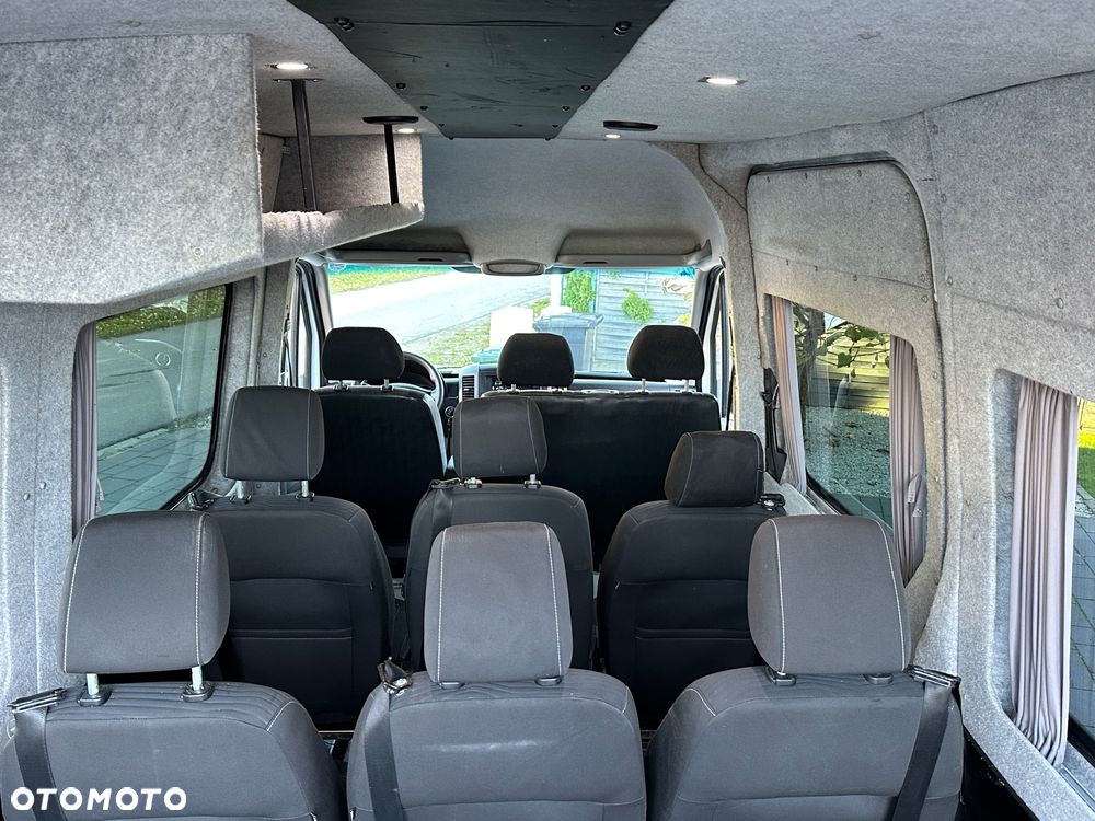 Mercedes-Benz Sprinter - 21