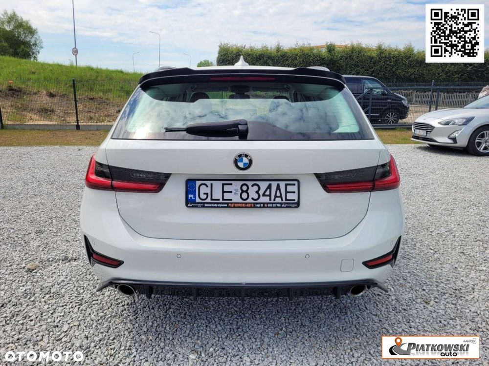 BMW Seria 3 320i - 13
