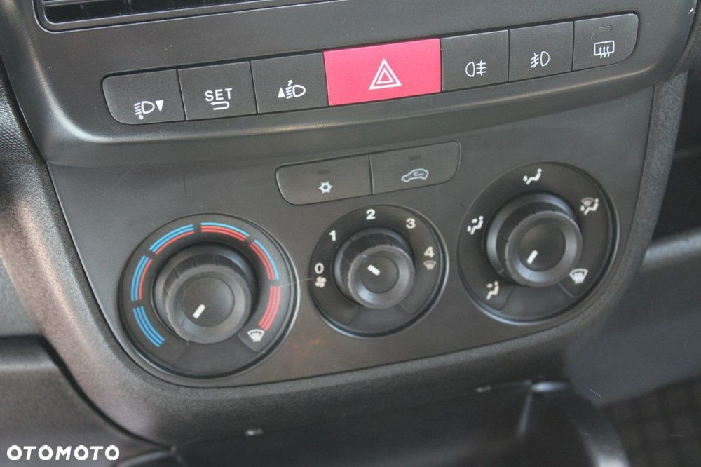 Opel Combo - 21