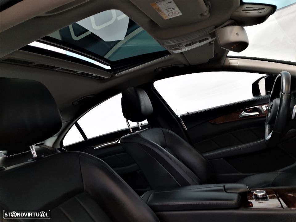 Mercedes-Benz CLS 350 - 41
