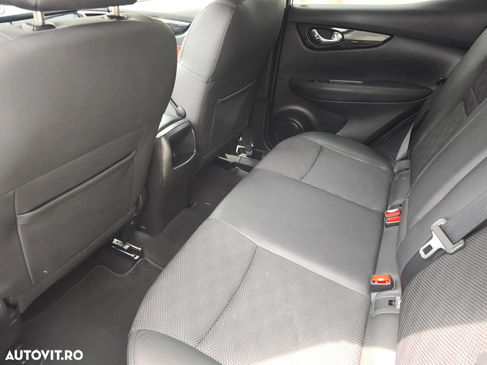Nissan Qashqai 1.6 DCI Xtronic TEKNA+ - 7