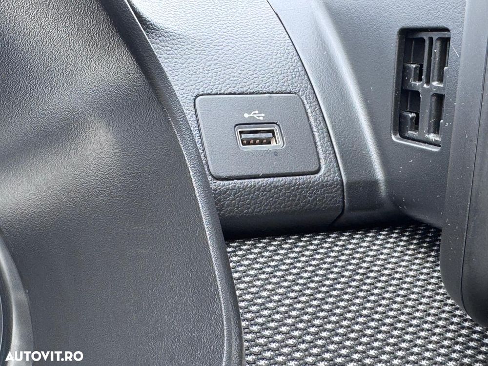 Dacia Logan TCe 90 Essential - 25