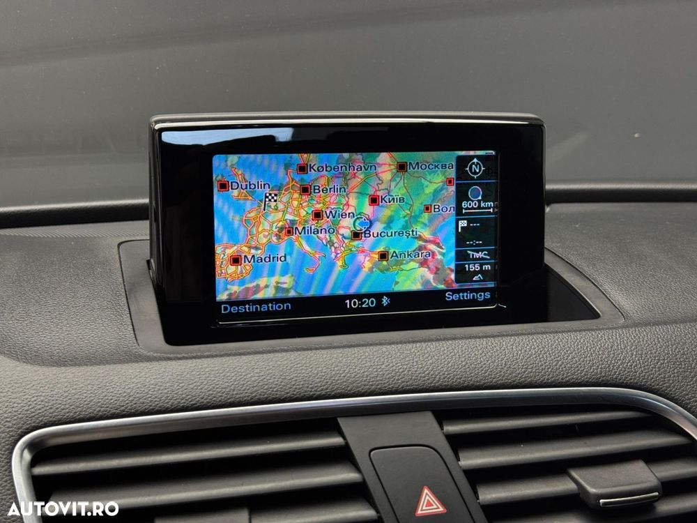 Audi Q3 - 10
