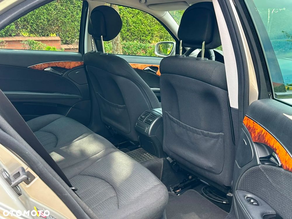 Mercedes-Benz Klasa E 220 CDI Automatik Elegance - 14