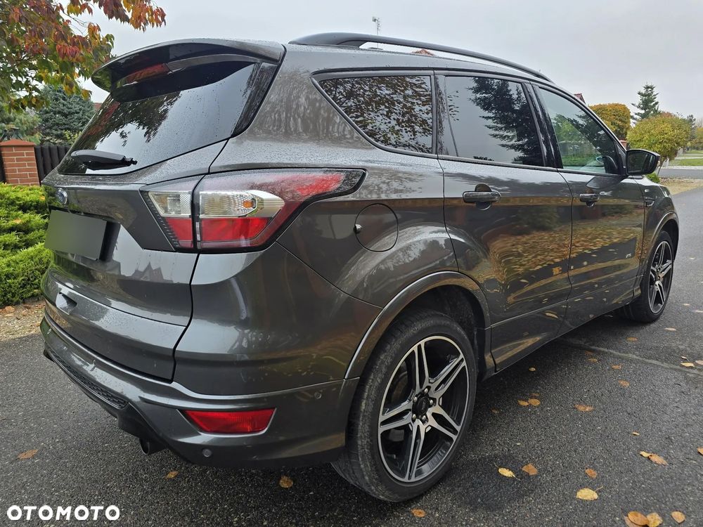 Ford Kuga 2.0 TDCi AWD ST-Line - 4