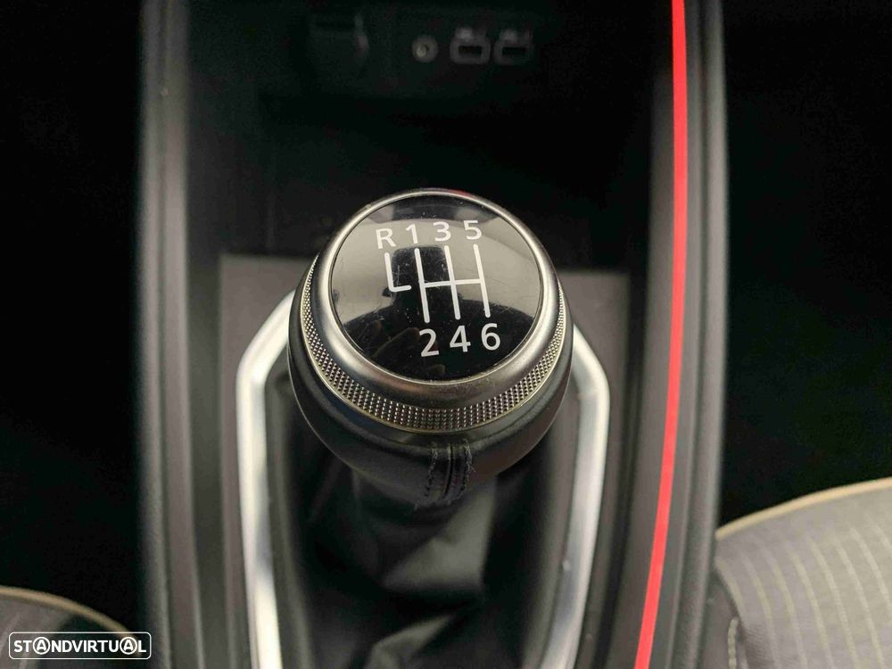 Renault Clio 1.0 TCe Techno Bi-Fuel - 20