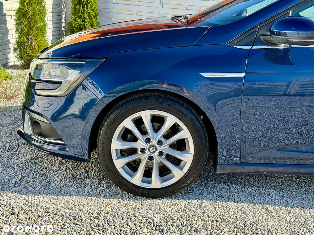 Renault Megane ENERGY TCe 130 EDC BOSE EDITION - 22