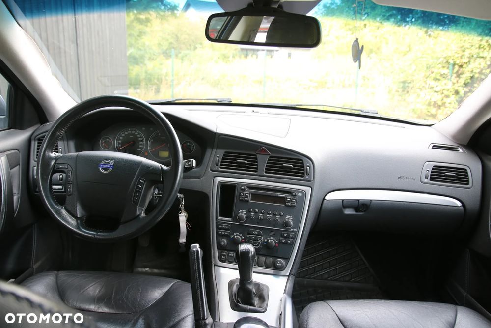 Volvo XC 70 2.4D5 AWD Ocean Race - 10