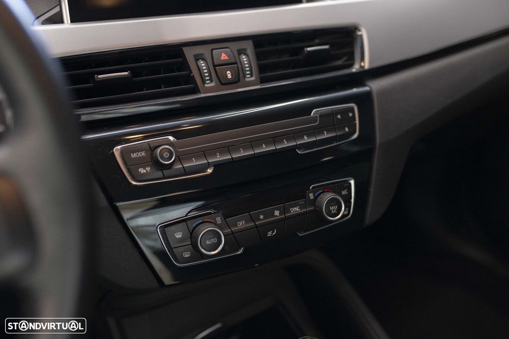 BMW X1 25 e xDrive - 18