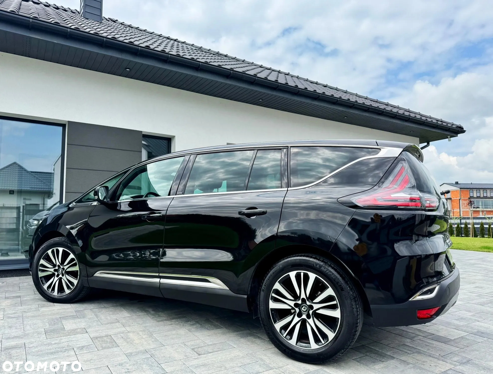 Renault Espace 1.6 dCi Energy Initiale Paris EDC 7os - 38