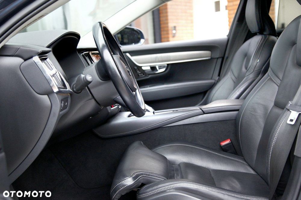 Volvo V90 D5 SCR AWD Momentum Pro - 15
