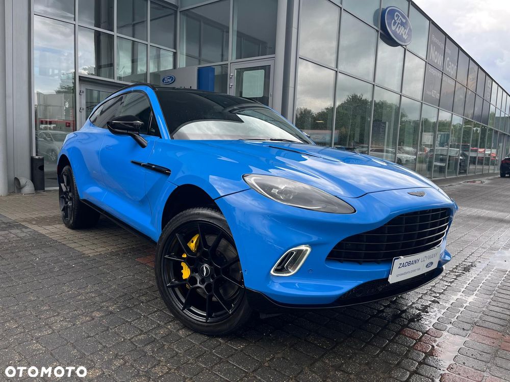 Aston Martin DBX - 2