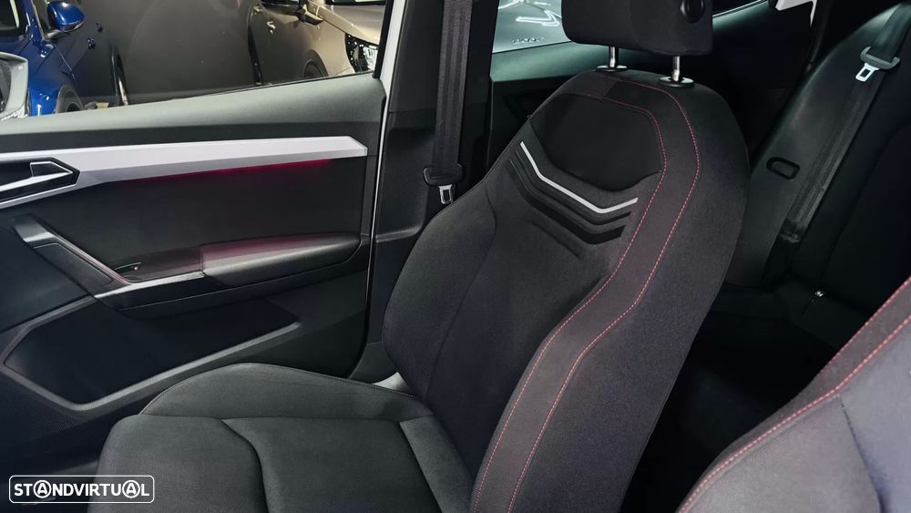 SEAT Arona 1.0 TSI FR - 42