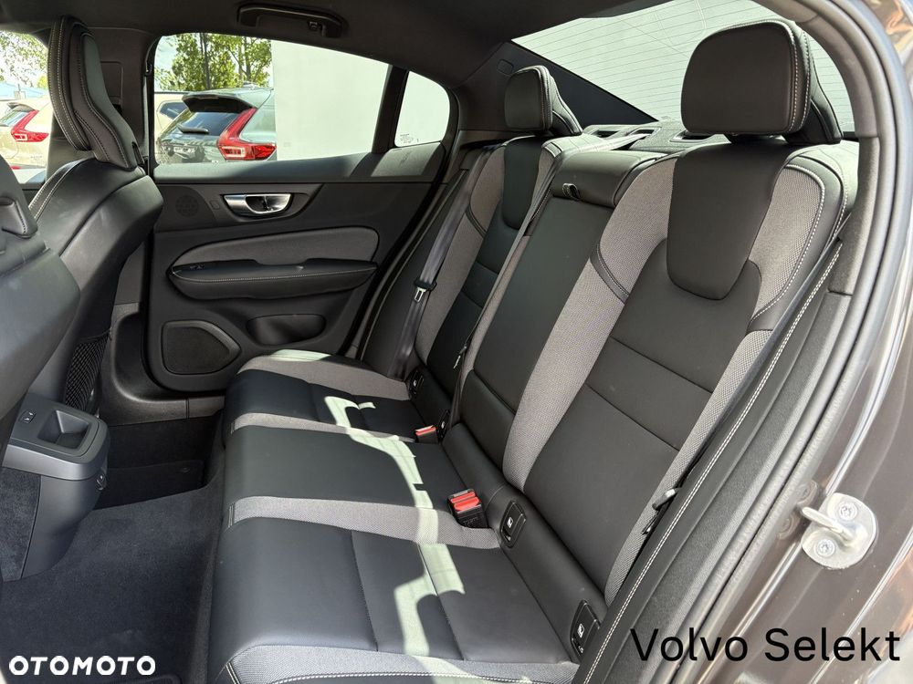 Volvo S60 - 20