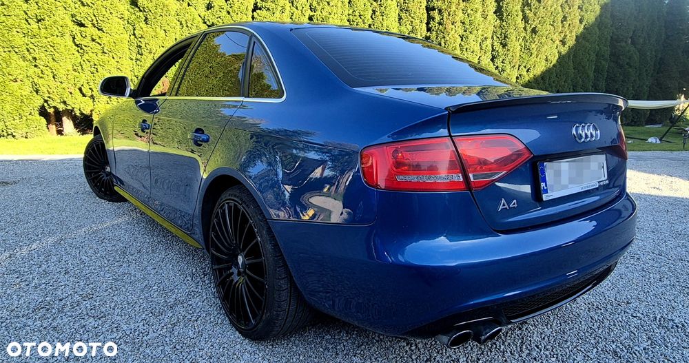 Audi A4 Avant - 4