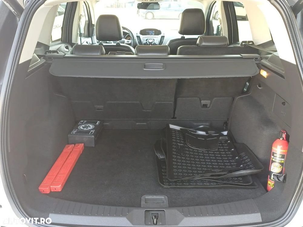 Ford Kuga - 7
