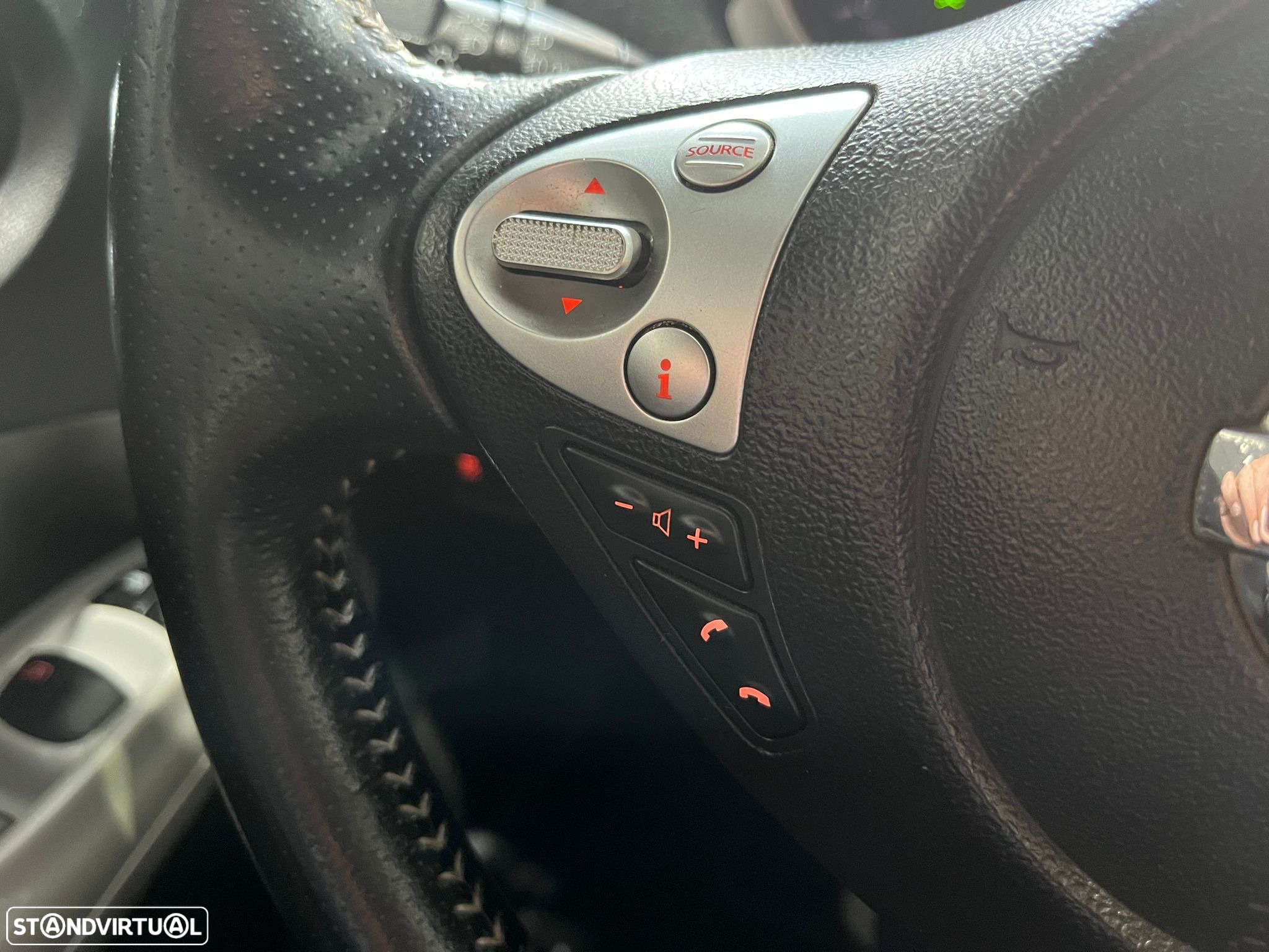 Nissan Juke 1.5 dCi Acenta Connect - 26