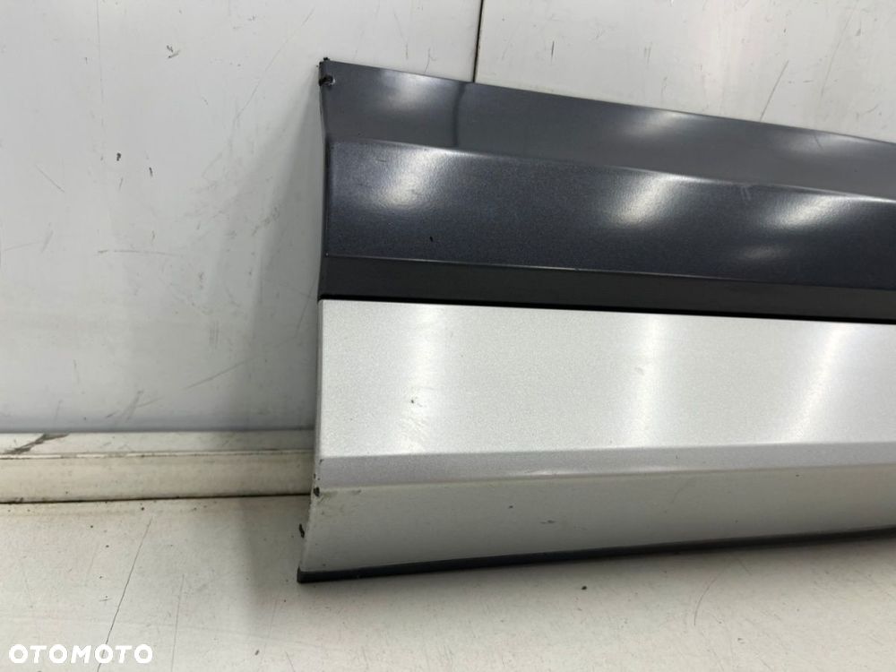 Listwa Audi Q3 I 8u 11-18r. prawa przednia dolna nakładka drzwi boczna prawy przód 8U0853960 - 3