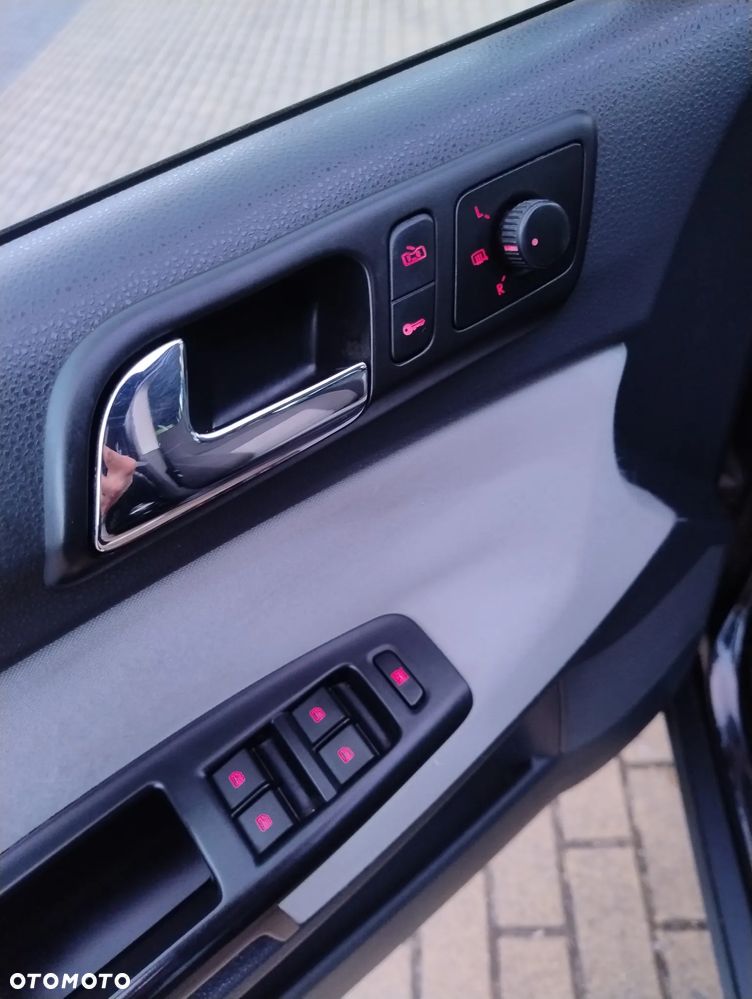 Volkswagen Polo 1.6 Trendline - 21