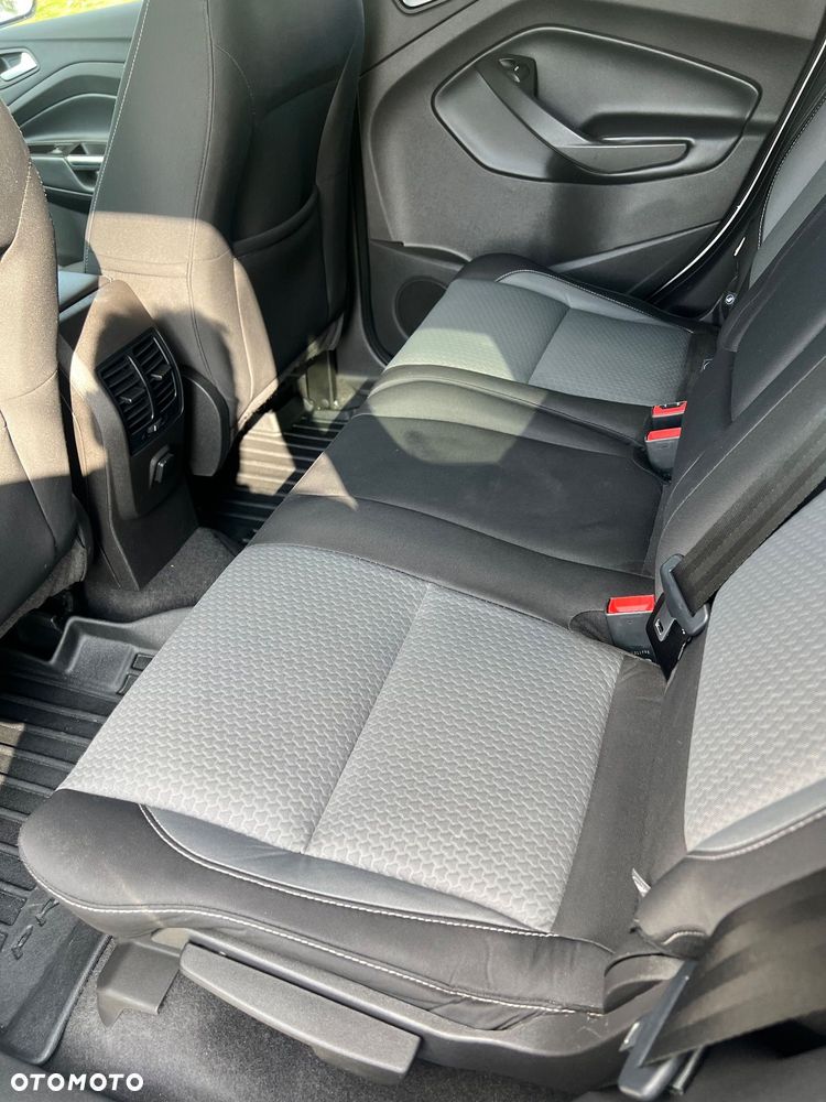 Ford Escape - 12