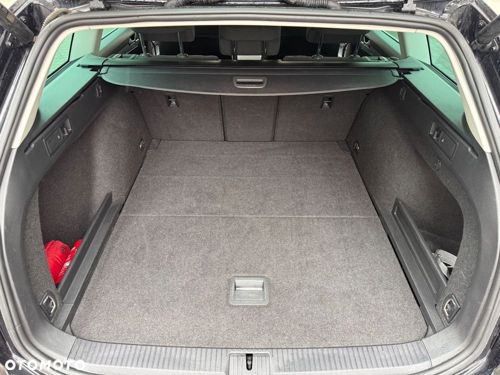 Volkswagen Passat 2.0 TDI EVO Business DSG - 20